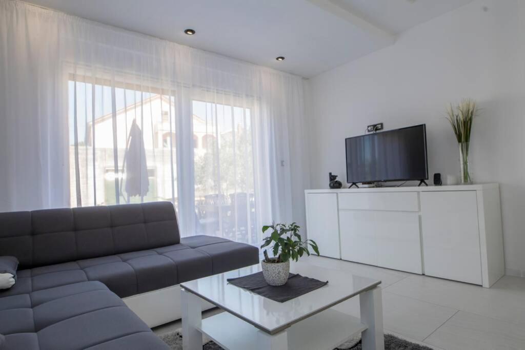 Holiday House Gavran ヴォディツェ エクステリア 写真