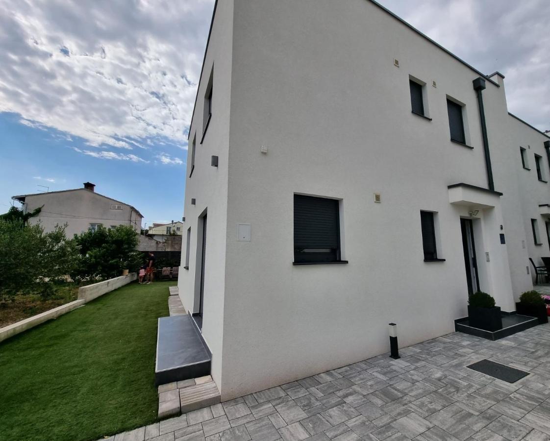Holiday House Gavran ヴォディツェ エクステリア 写真
